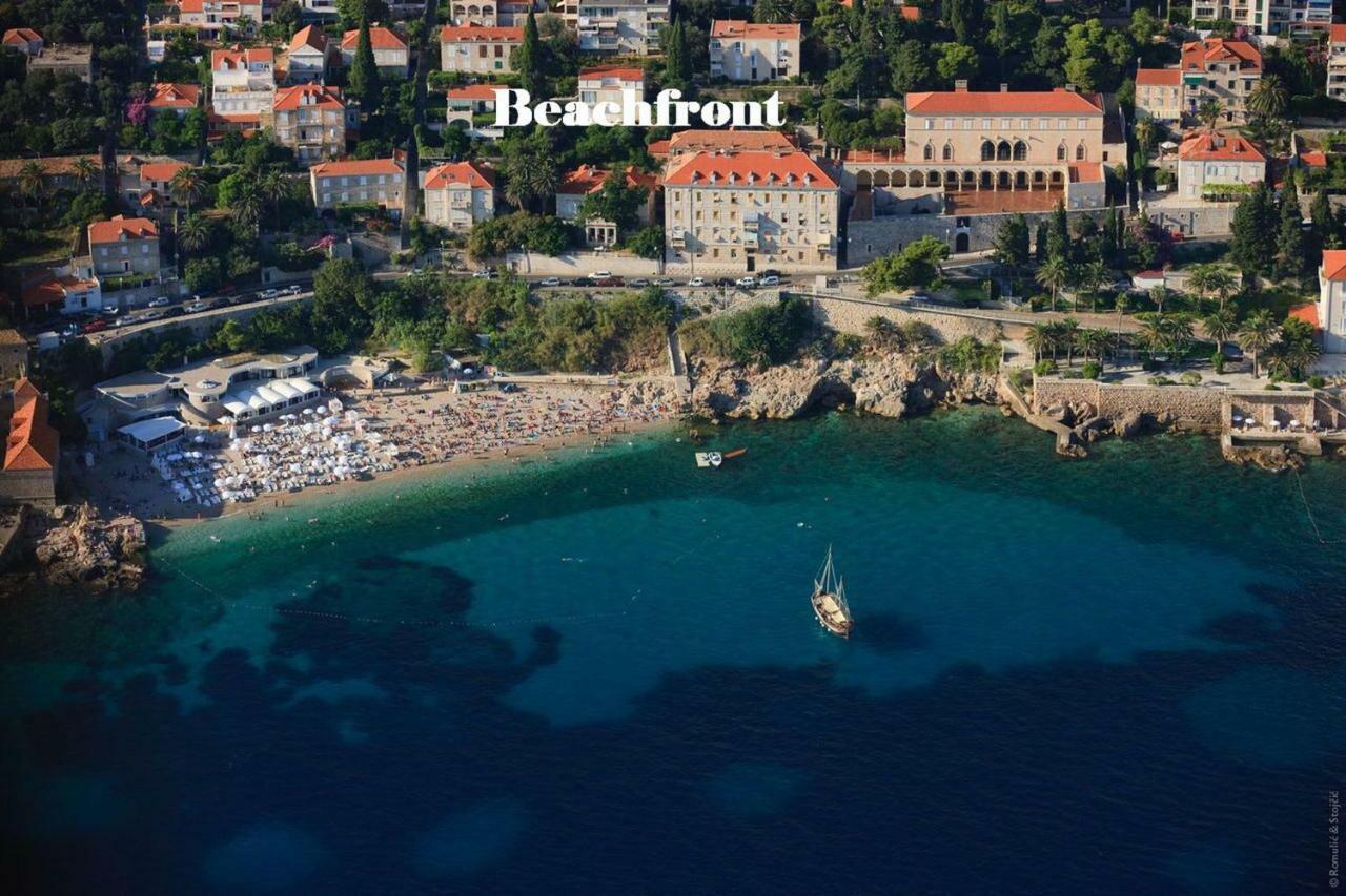 The Beachfront Old Town *